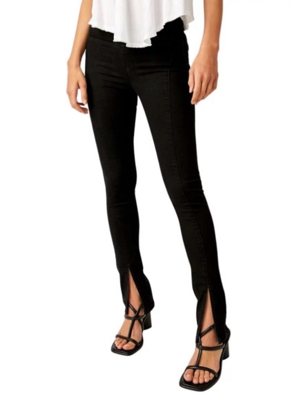We The Free Jeans Women’s S Black Pull On Skinny Jeans with Front Slit LIKE NEW
